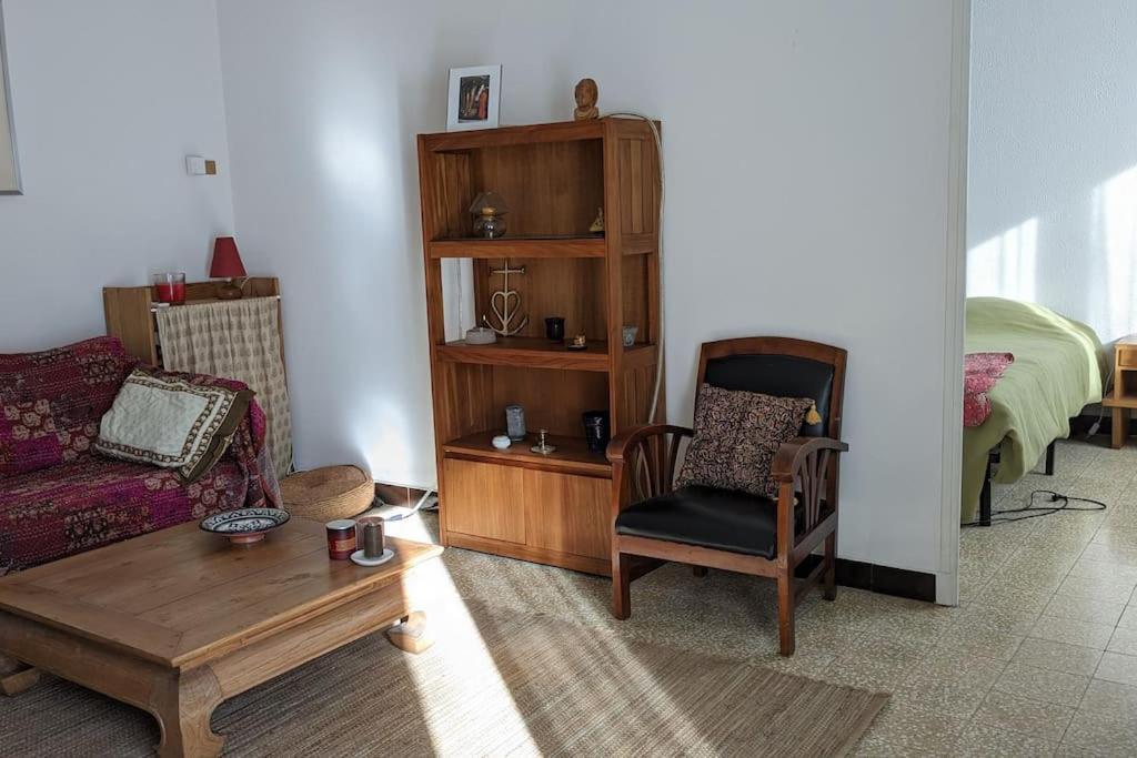Appartement 2 Pieces, Acces Jardin, Quartier Residentiel